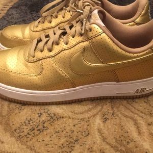 Gold Air Force